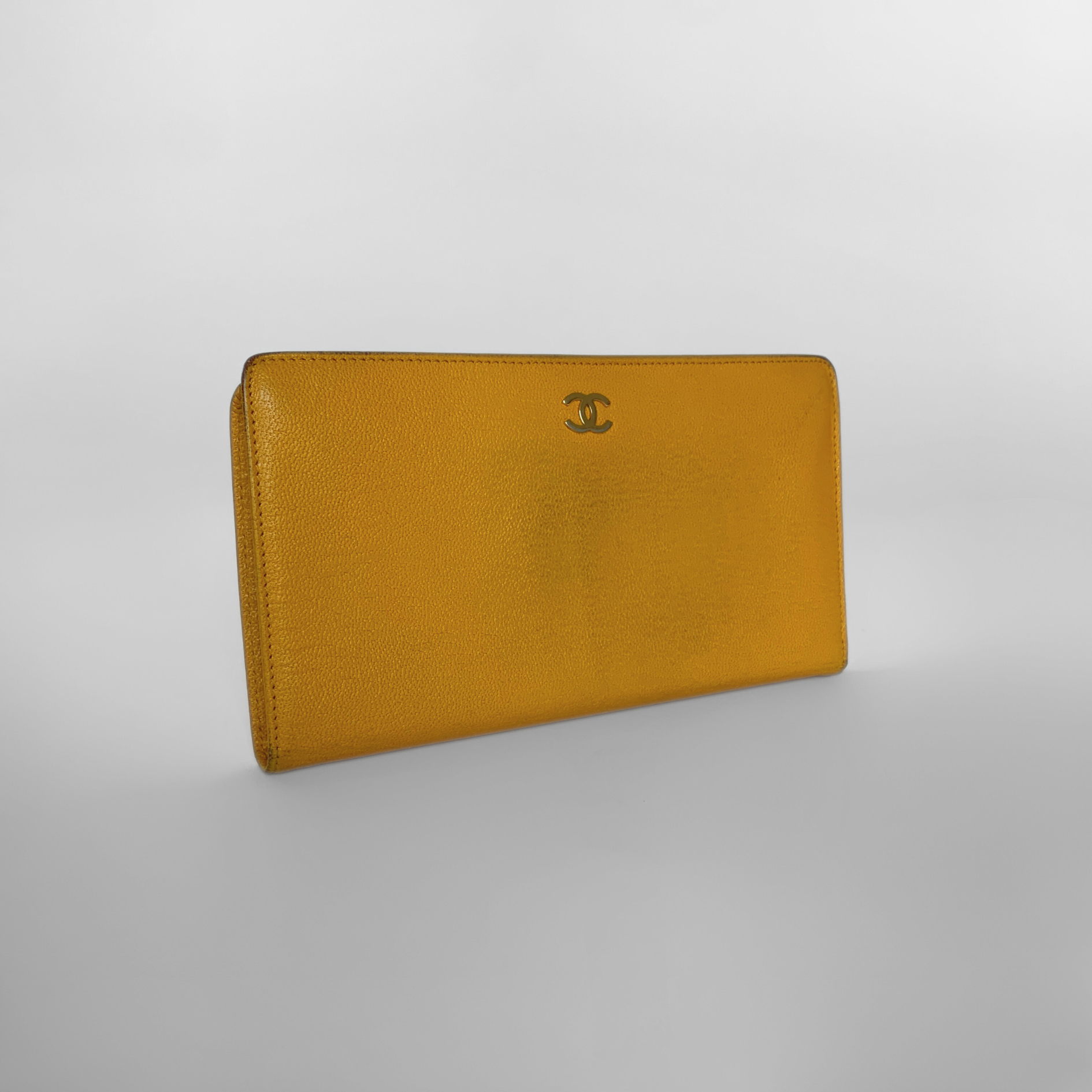 Chanel Chanel Wallet Large Lambskin Leather - Wallets - Etoile Luxury Vintage