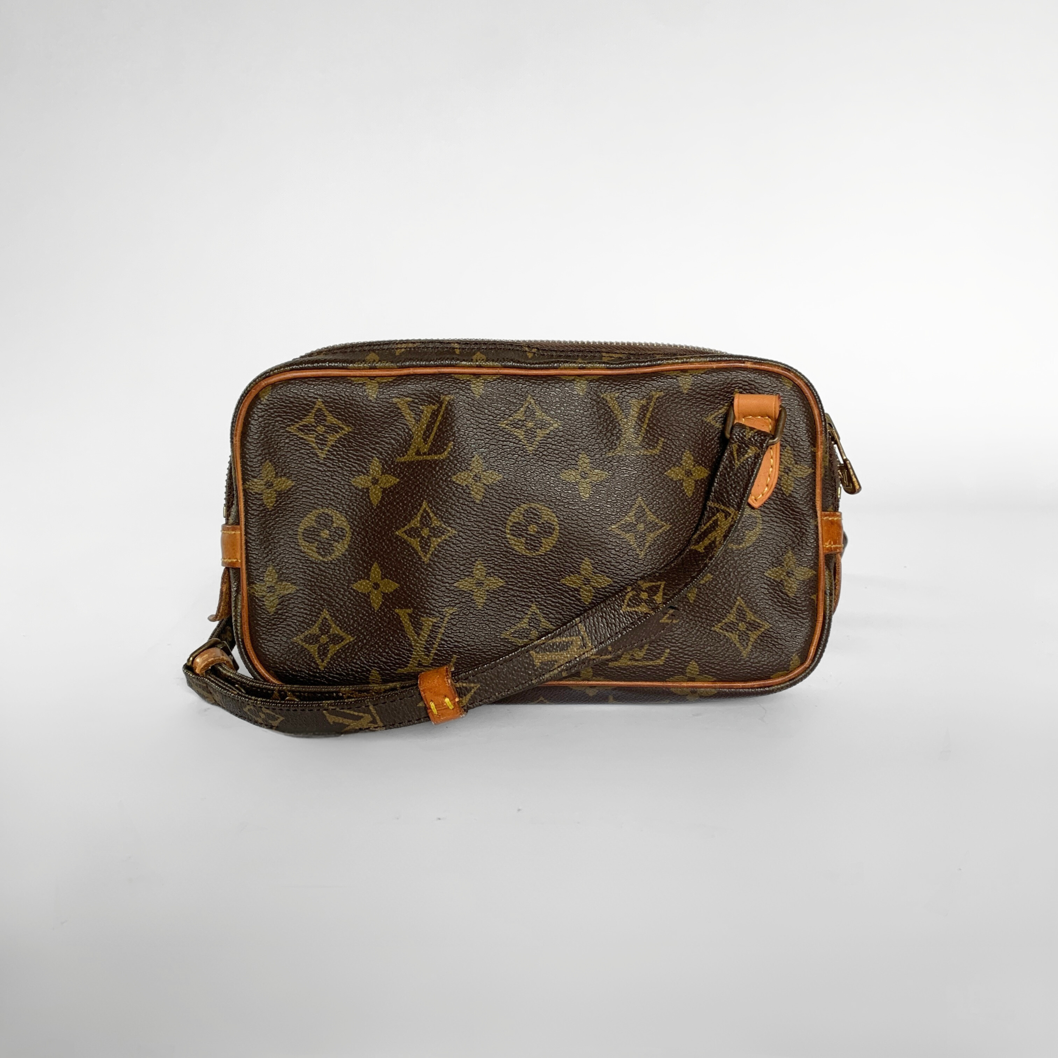 Louis Vuitton Louis Vuitton Marly Monogram Canvas - Crossbody bags - Etoile Luxury Vintage