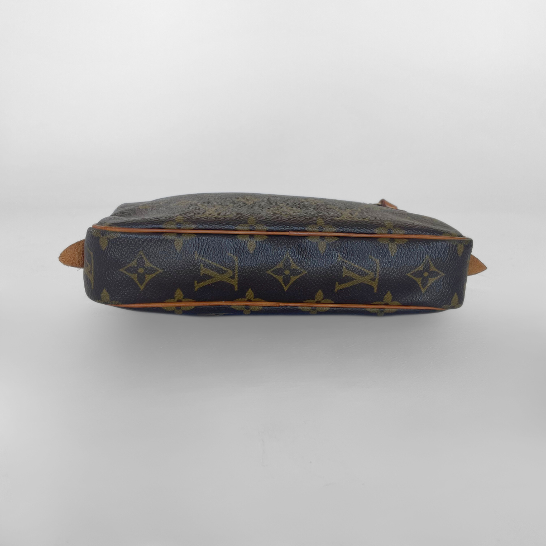 Louis Vuitton Louis Vuitton Marly Monogram Canvas - Crossbody bags - Etoile Luxury Vintage