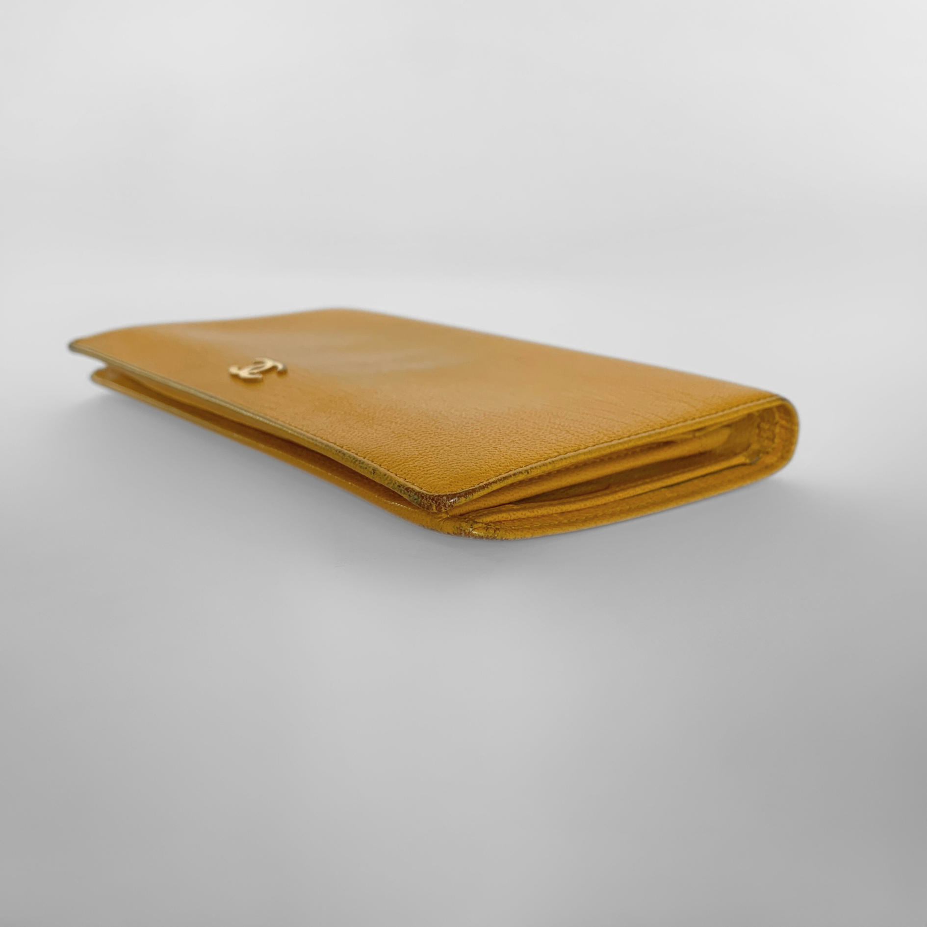 Chanel Chanel Wallet Large Lambskin Leather - Wallets - Etoile Luxury Vintage