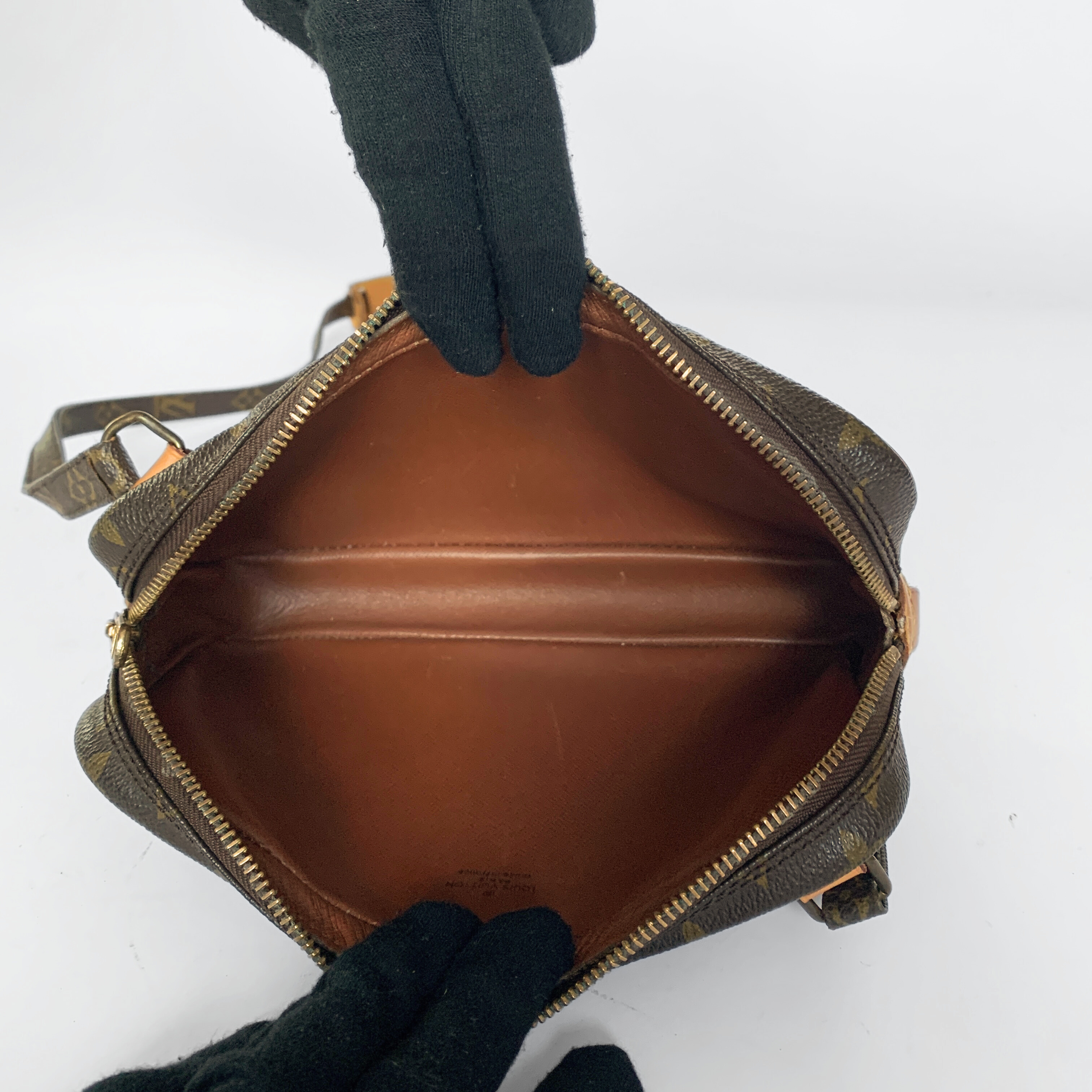 Louis Vuitton Louis Vuitton Marly Monogram Canvas - Crossbody bags - Etoile Luxury Vintage