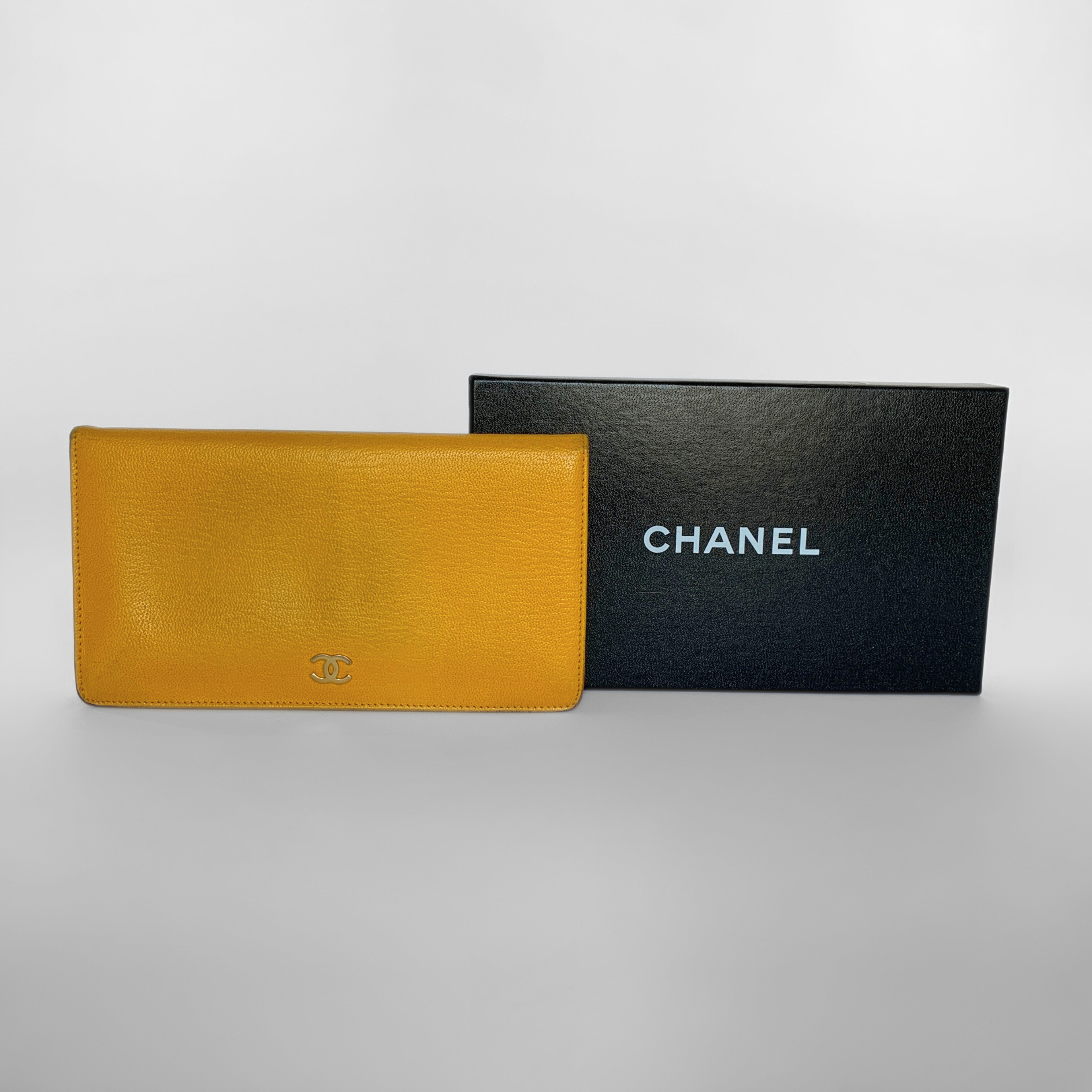Chanel Chanel Wallet Large Lambskin Leather - Wallets - Etoile Luxury Vintage