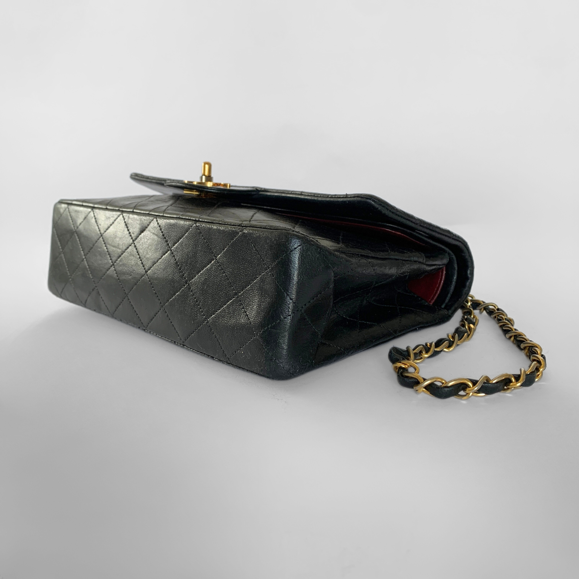 Chanel Chanel Classic Flap Bag Medium Lambskin Leather - Shoulder bags - Etoile Luxury Vintage