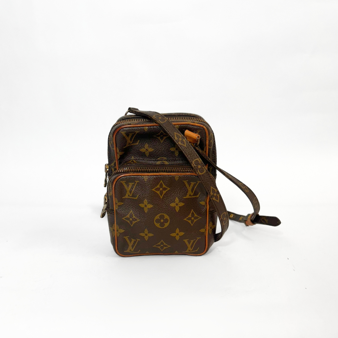 Louis Vuitton Louis Vuitton Amazon Mini Vintage Monogram Canvas - Crossbody bags - Etoile Luxury Vintage