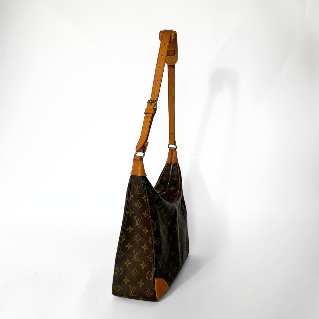 Louis Vuitton Louis Vuitton Boulogne GM Monogram Canvas - Shoulder bags - Etoile Luxury Vintage