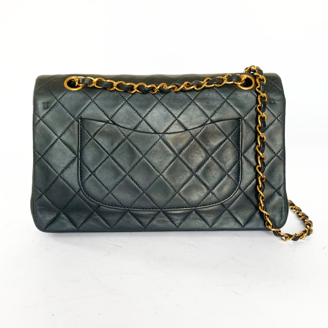 Chanel Chanel Medium Classic Double Flapbag - Shoulder bags - Etoile Luxury Vintage