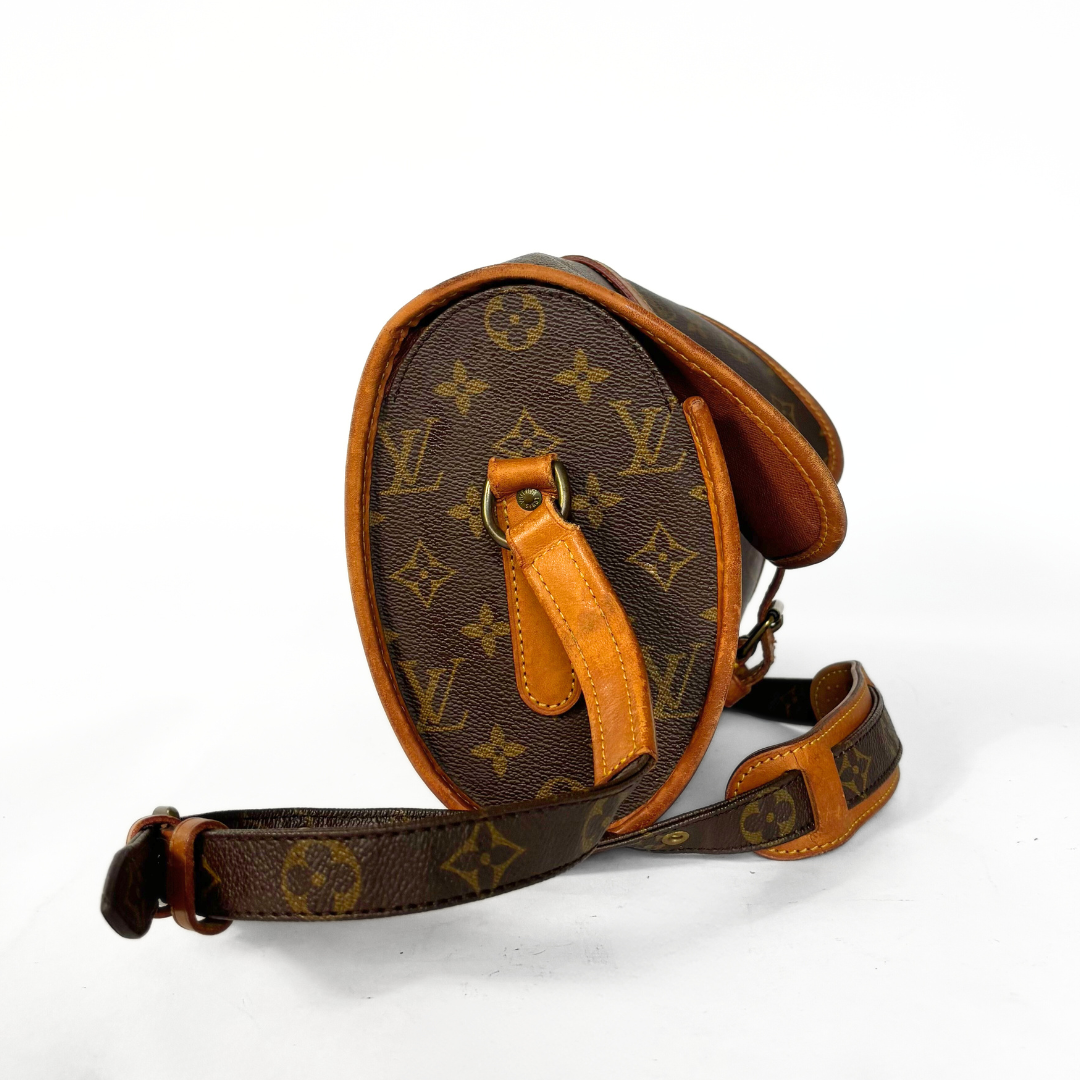 Louis Vuitton Louis Vuitton Marne Messenger Monogram Canvas - Crossbody bags - Etoile Luxury Vintage