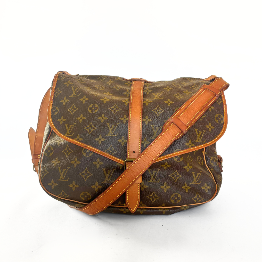 Louis Vuitton Louis Vuitton Saumur 35 Monogram Canvas - Crossbody bags - Etoile Luxury Vintage