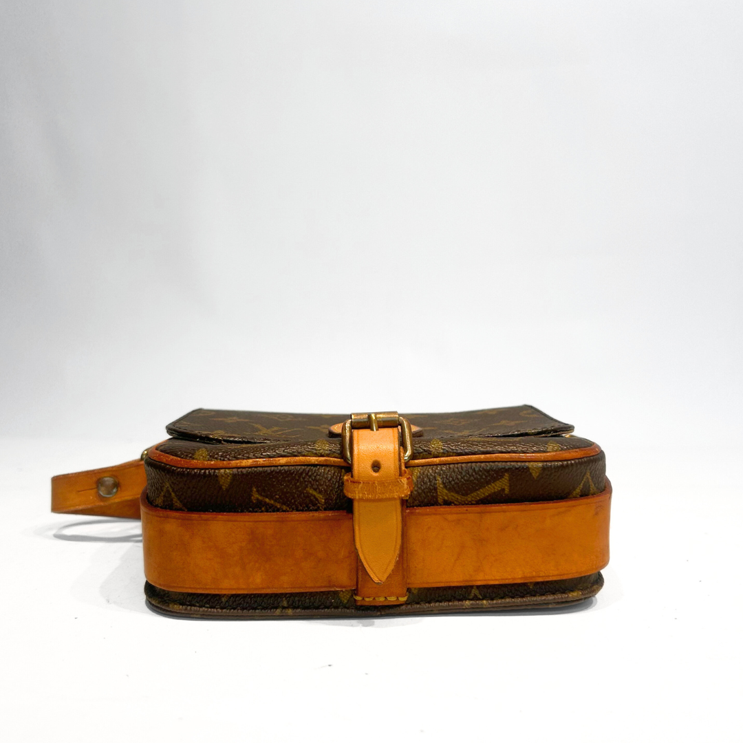 Louis Vuitton Louis Vuitton Cartouchi&egrave;re PM Monogram Canvas - Crossbody bags - Etoile Luxury Vintage