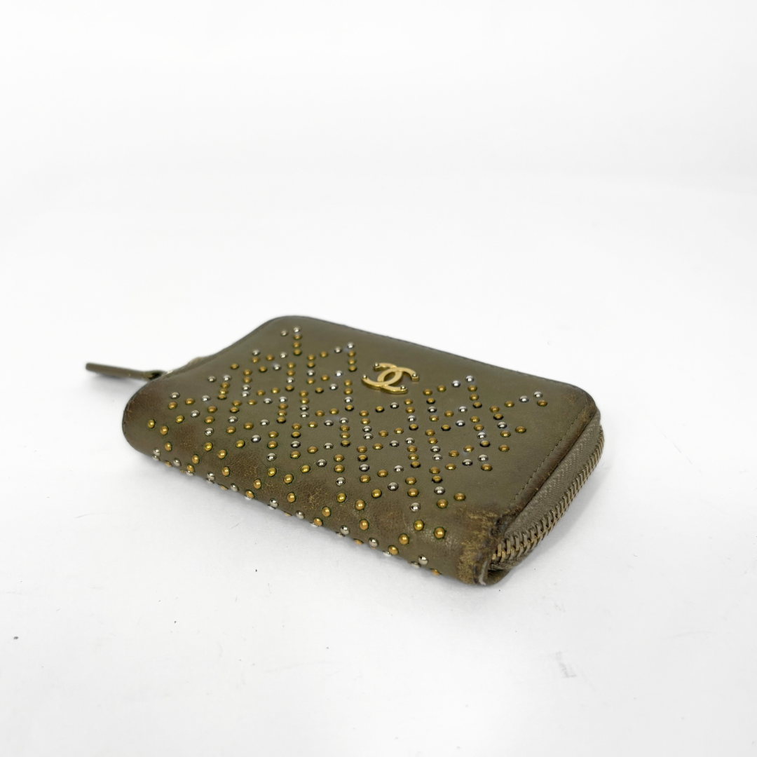 Chanel wallet zipper