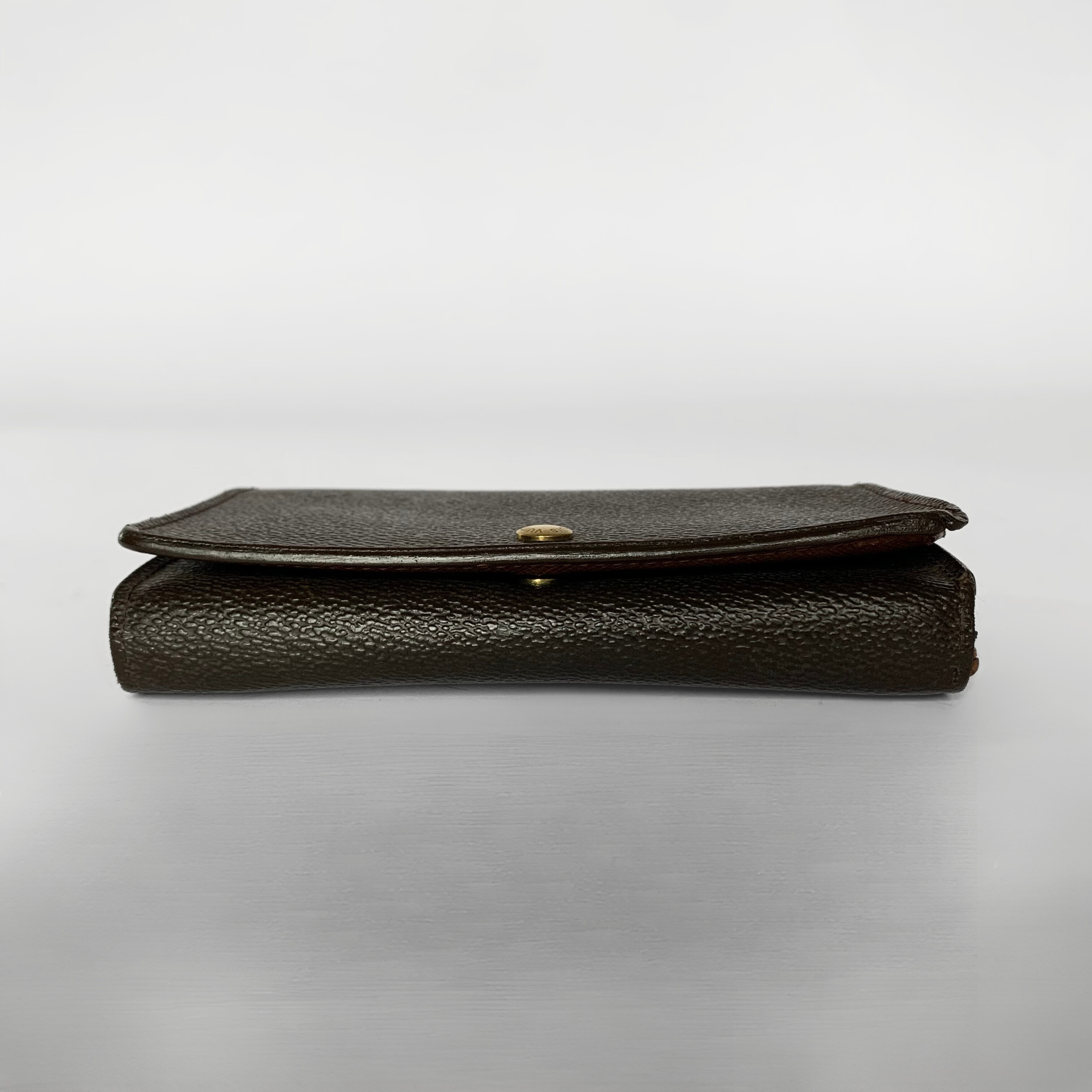 Louis Vuitton Louis Vuitton Wallet Medium Monogram Canvas - Wallets - Etoile Luxury Vintage