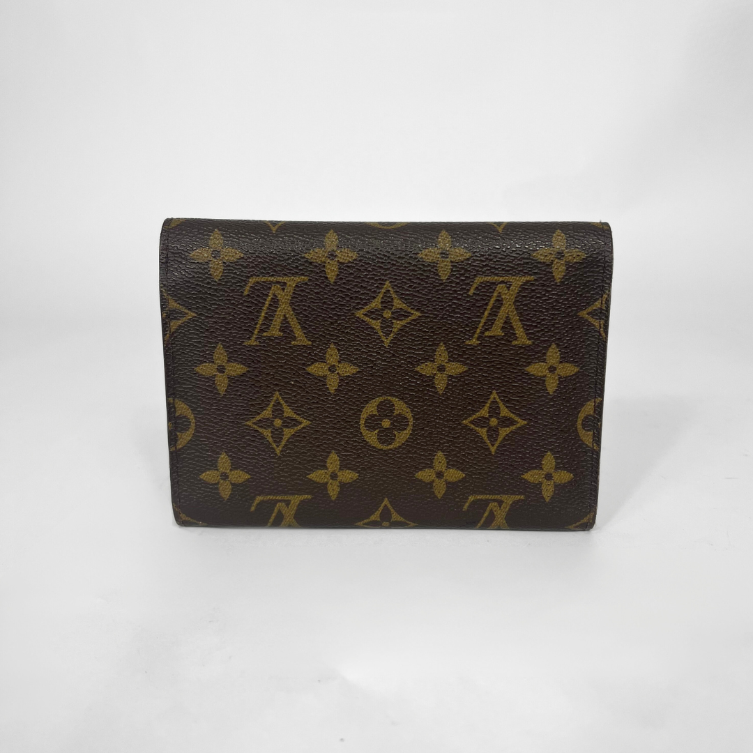 Louis Vuitton Wallet International