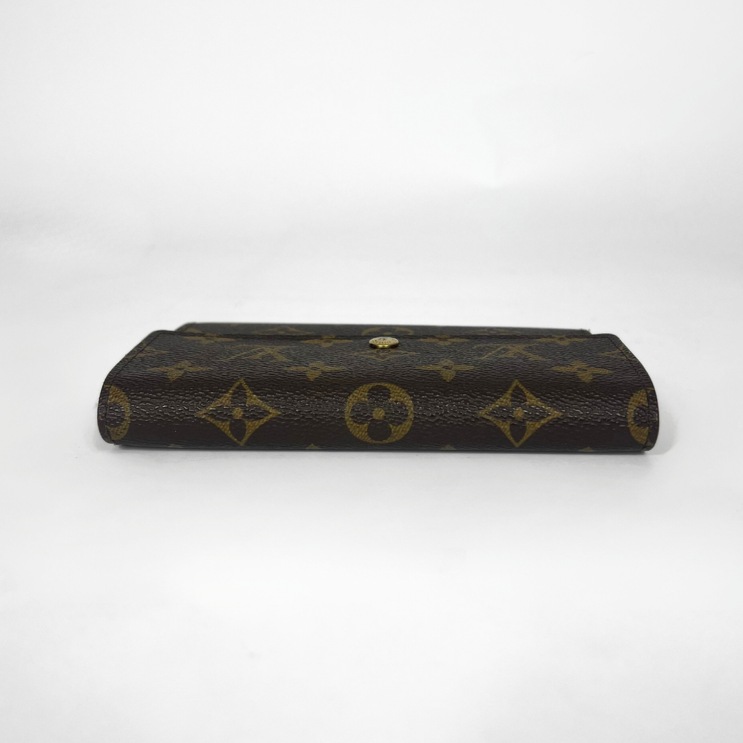 Louis Vuitton Wallet International