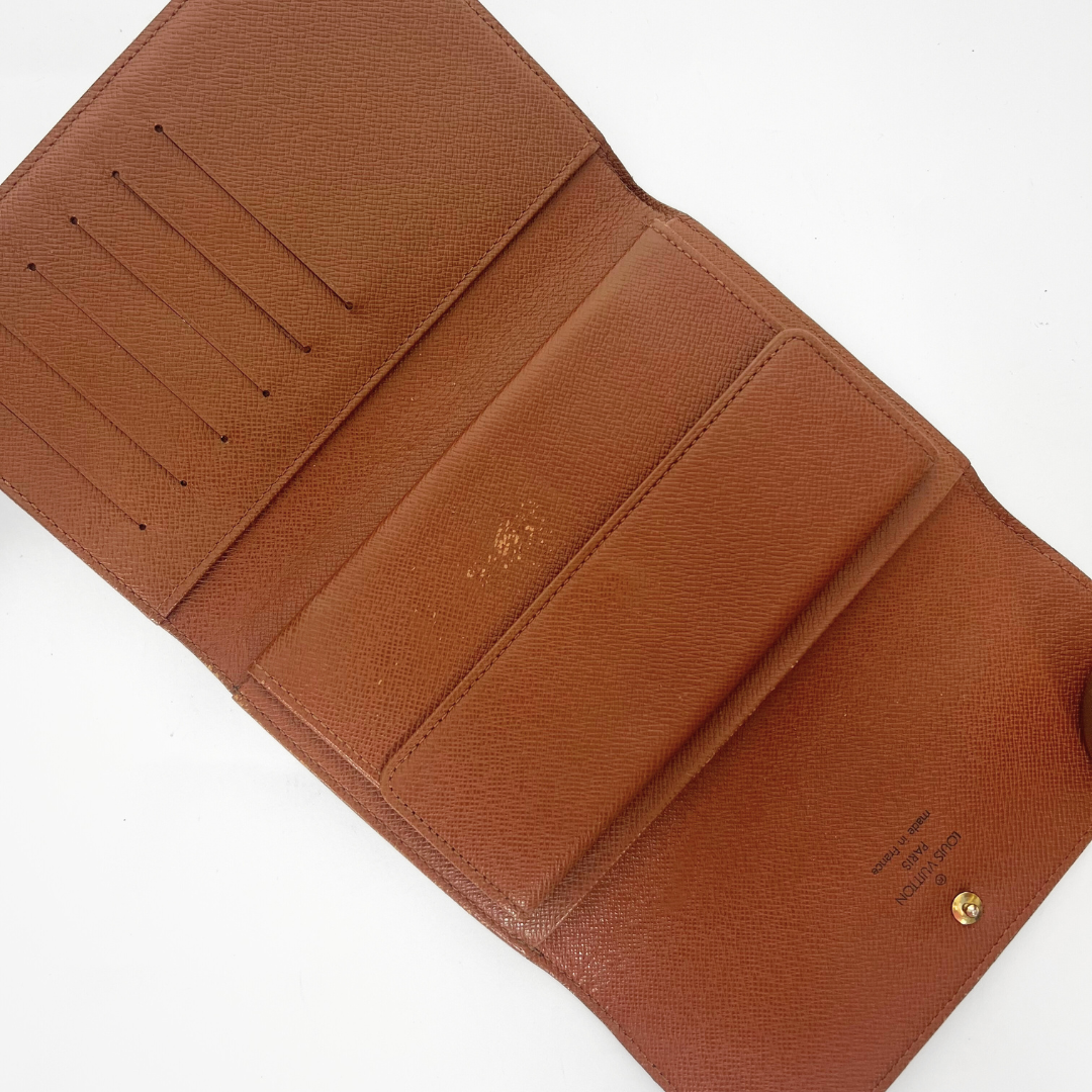 Louis Vuitton Wallet International