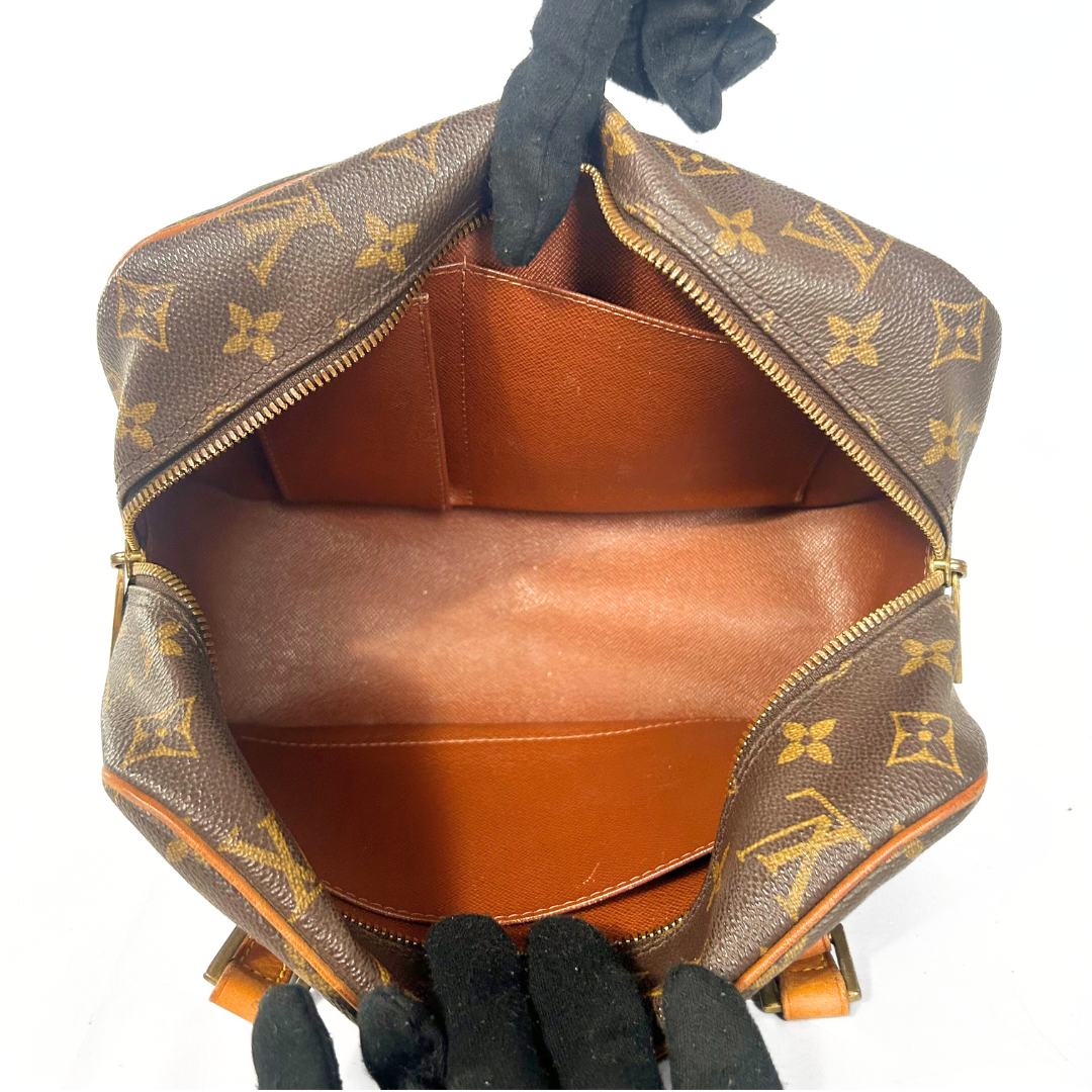 Louis Vuitton Louis Vuitton Cit&eacute; MM Monogram Canvas - Shoulder bags - Etoile Luxury Vintage