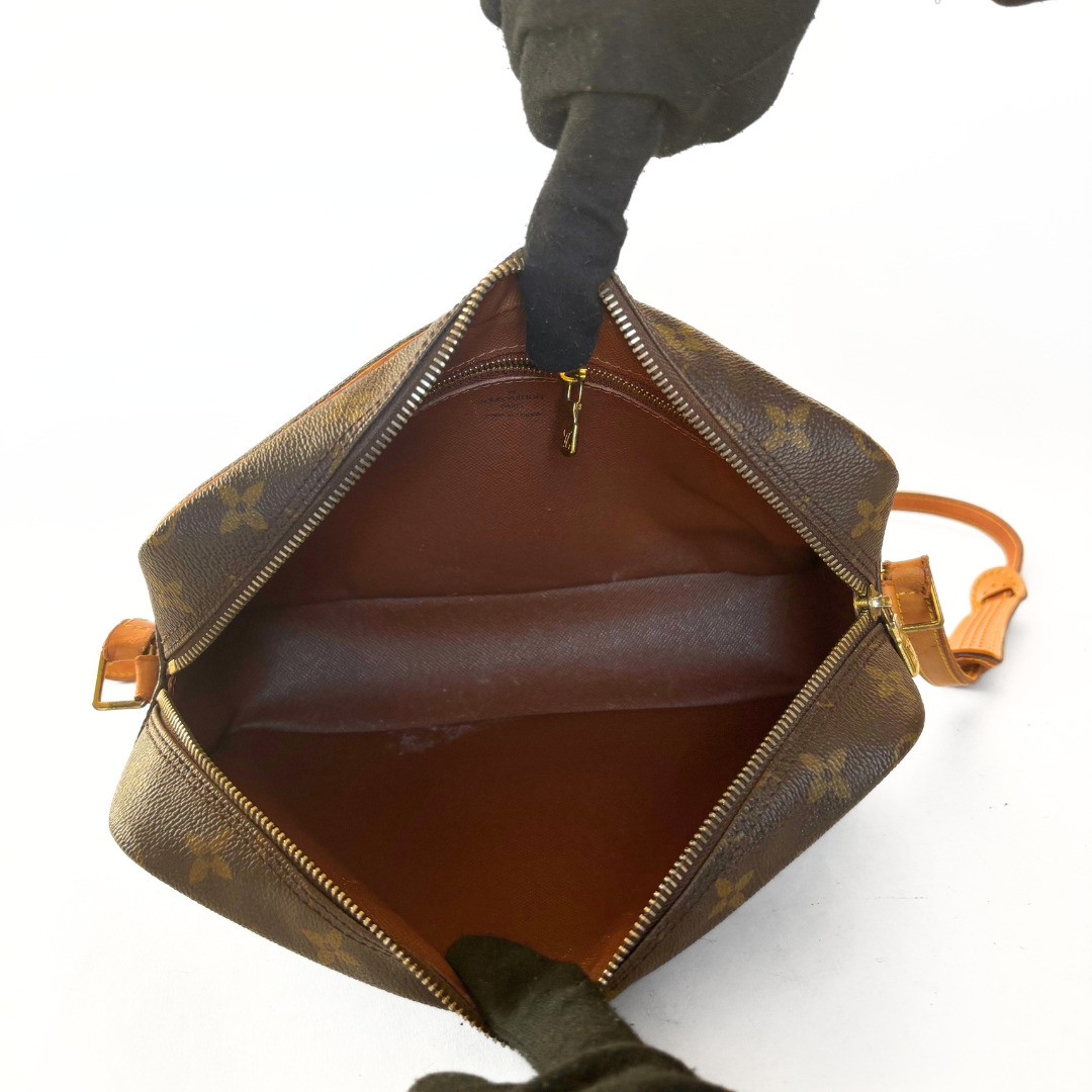 Louis Vuitton Louis Vuitton Trocadero PM Monogram Canvas - Crossbody bags - Etoile Luxury Vintage