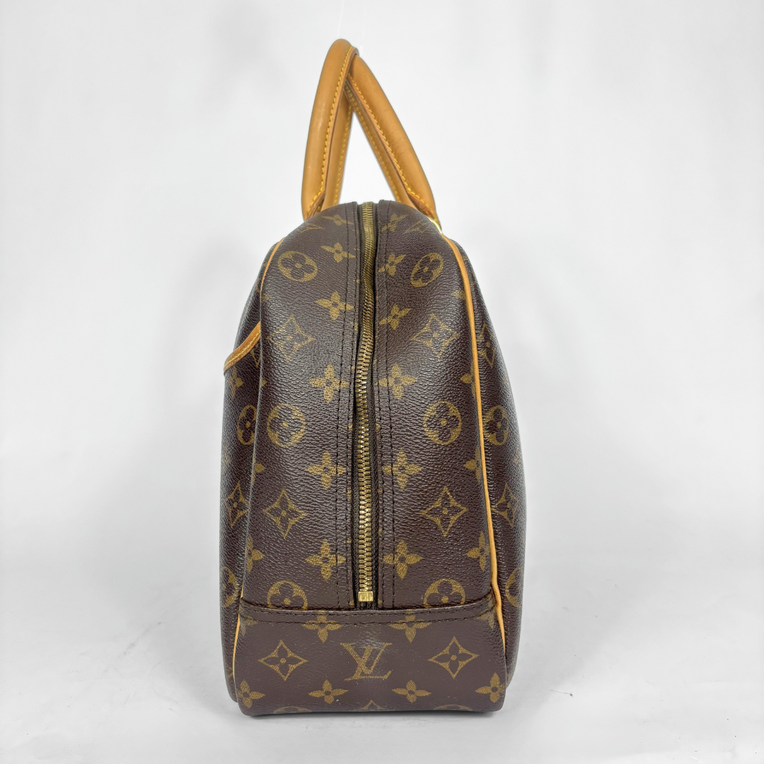 Louis Vuitton Deauville Monogram Canvas