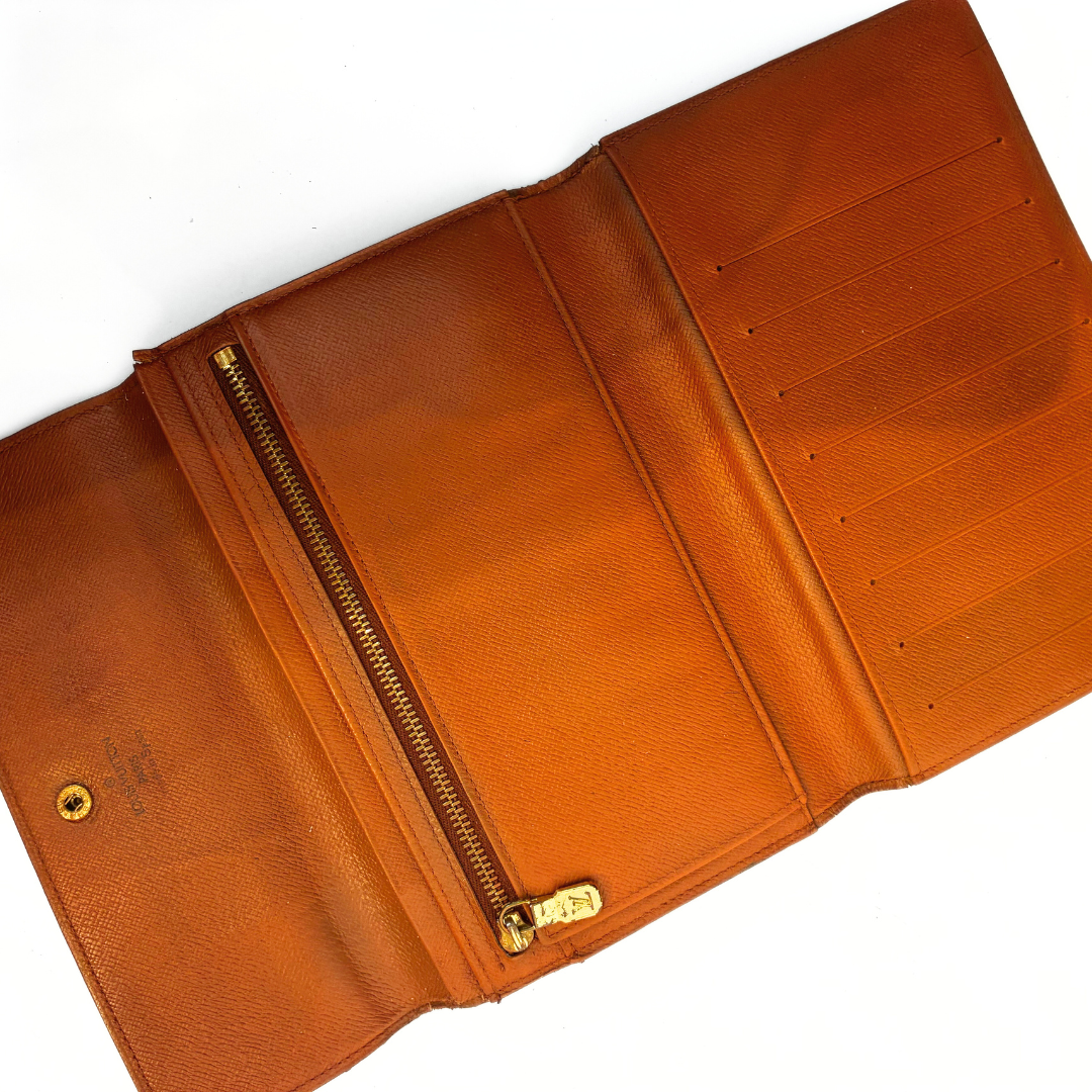 Louis Vuitton Louis Vuitton International Medium Wallet Monogram Canvas - Wallets - Etoile Luxury Vintage