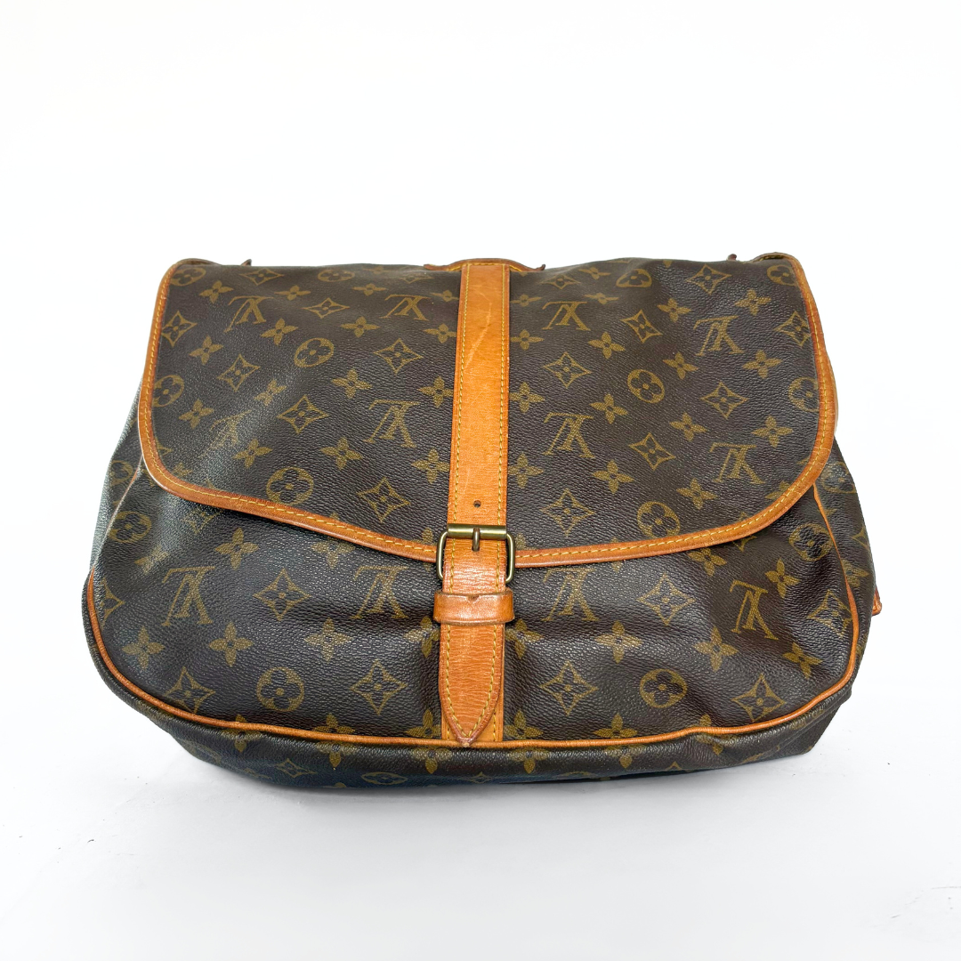 Louis Vuitton Louis Vuitton Saumur 35 Monogram Canvas - Crossbody bags - Etoile Luxury Vintage