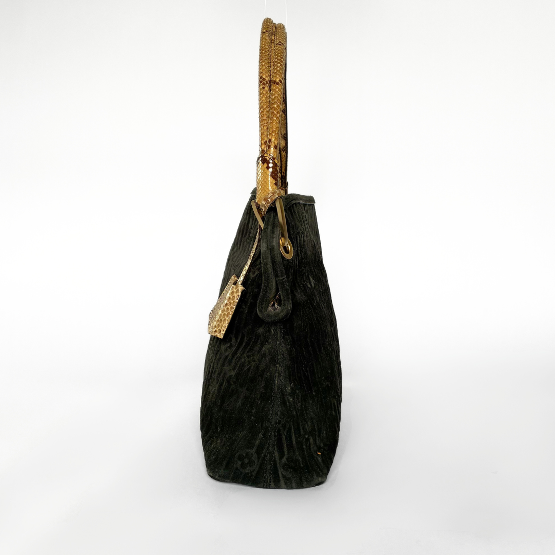 Louis Vuitton Louis Vuitton GM Python Limited Edition Shoulderbag - Shoulder bags - Etoile Luxury Vintage