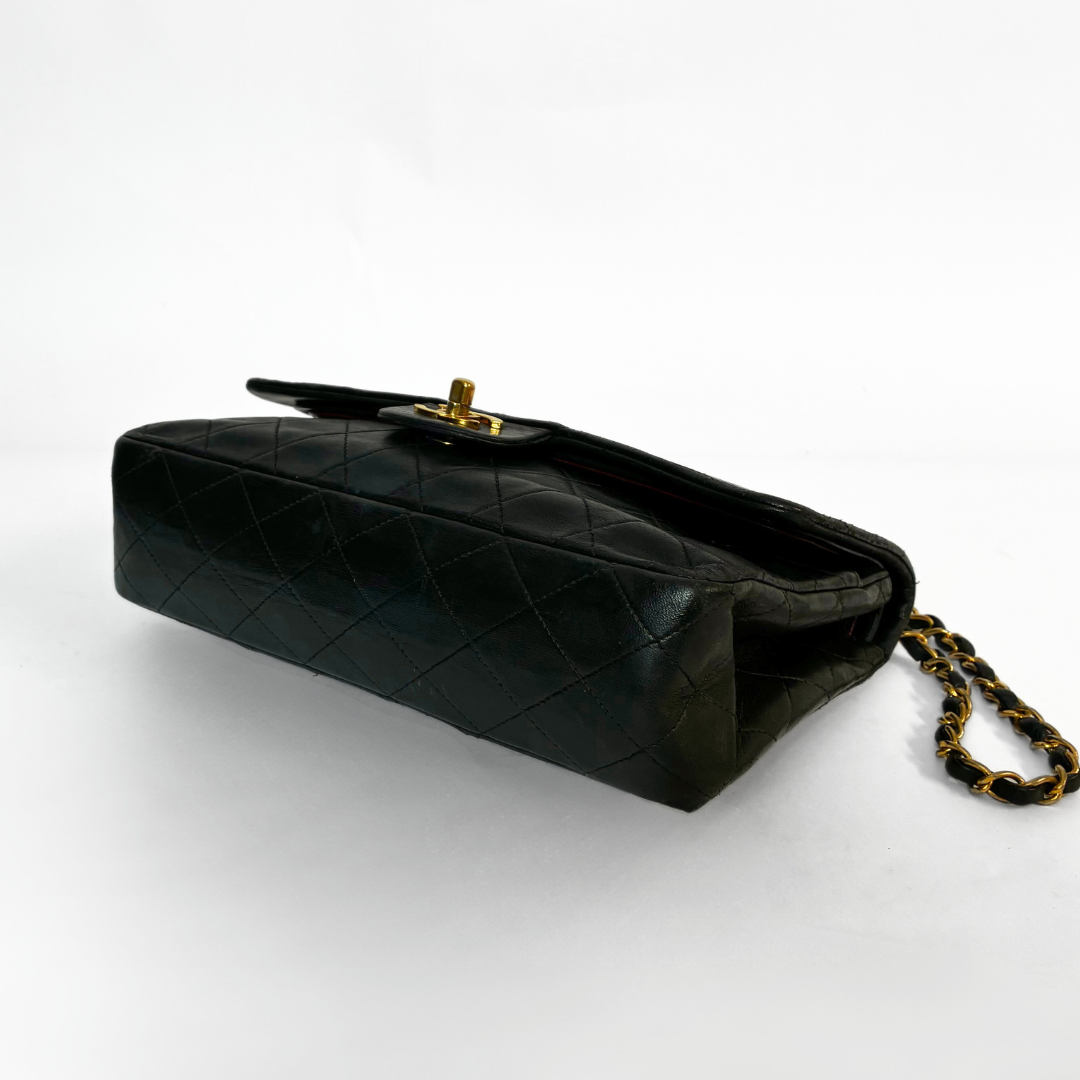 Chanel Chanel Medium Classic Double Flapbag - Shoulder bags - Etoile Luxury Vintage
