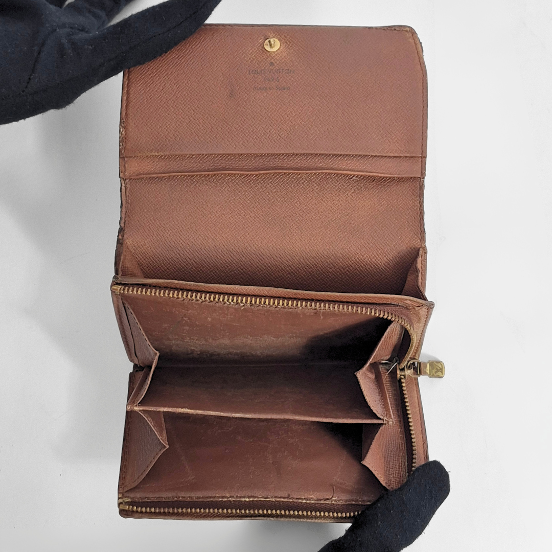 Louis Vuitton Wallet Medium