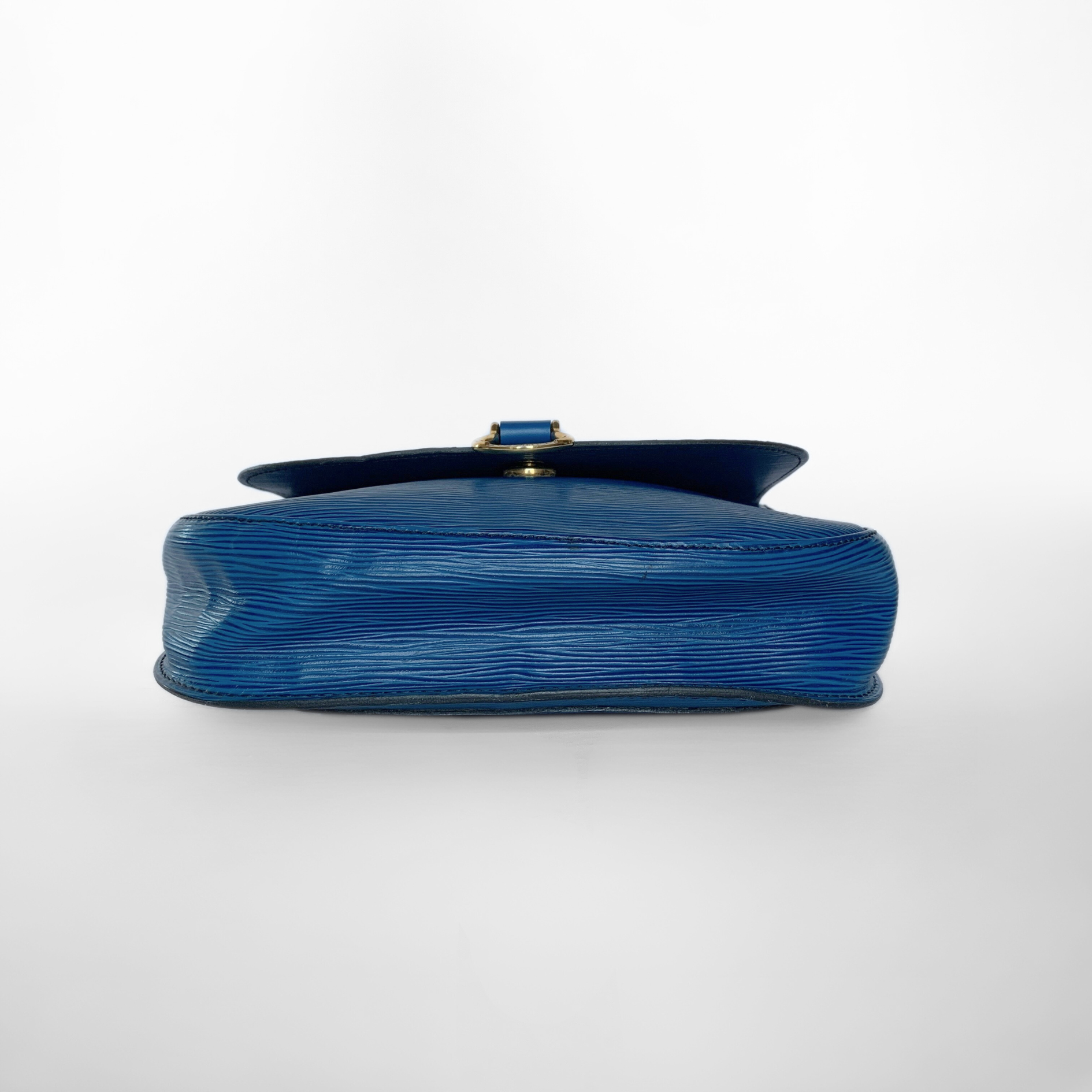 Louis Vuitton Louis Vuitton Saint Cloud GM Epi Leather - Crossbody bags - Etoile Luxury Vintage