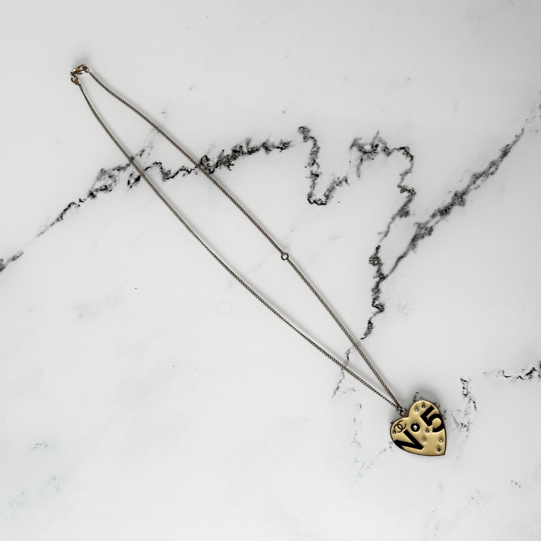 Chanel Chanel 5 Heart Logo Necklace Gold Metal - Necklaces - Etoile Luxury Vintage