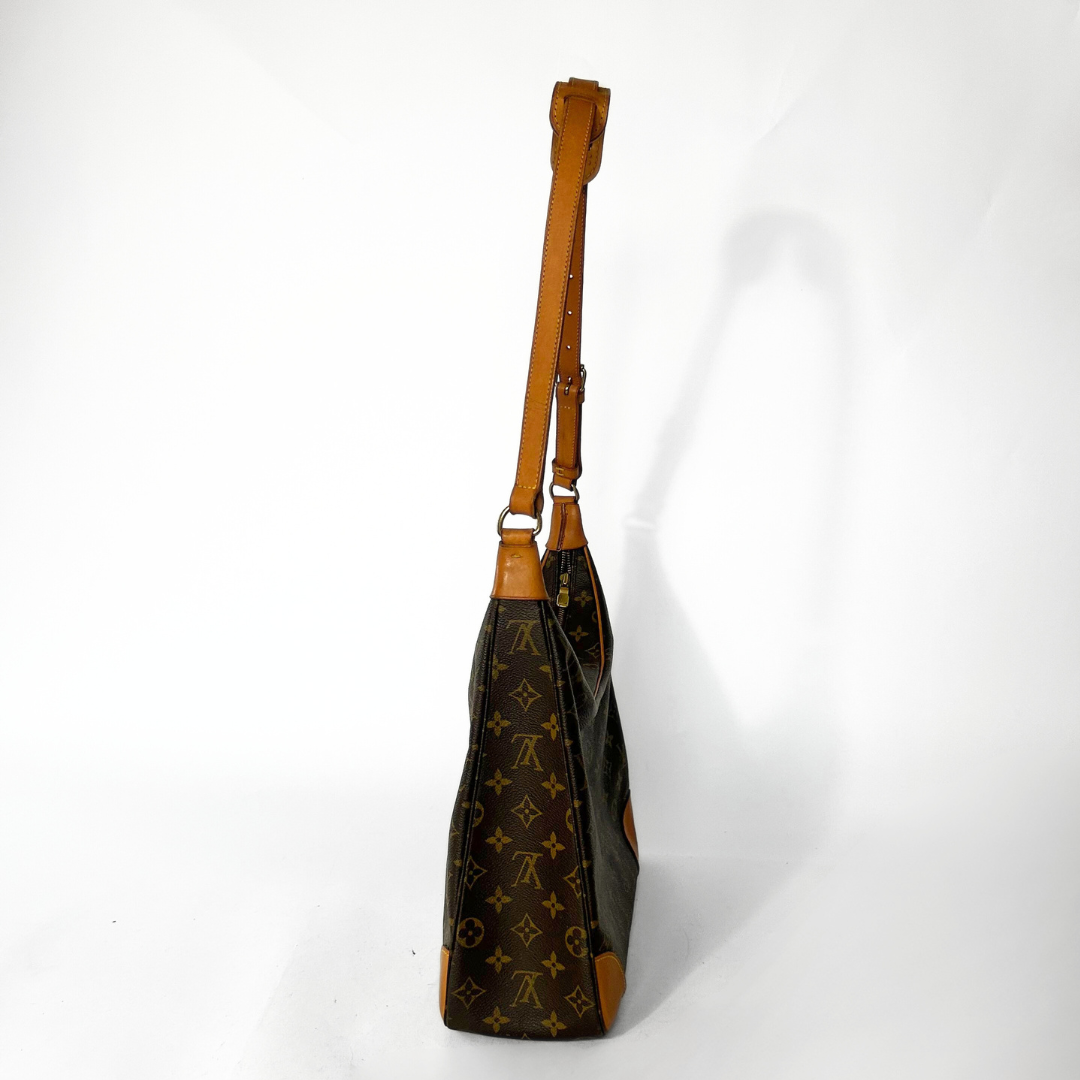 Louis Vuitton Louis Vuitton Boulogne GM Monogram Canvas - Shoulder bags - Etoile Luxury Vintage