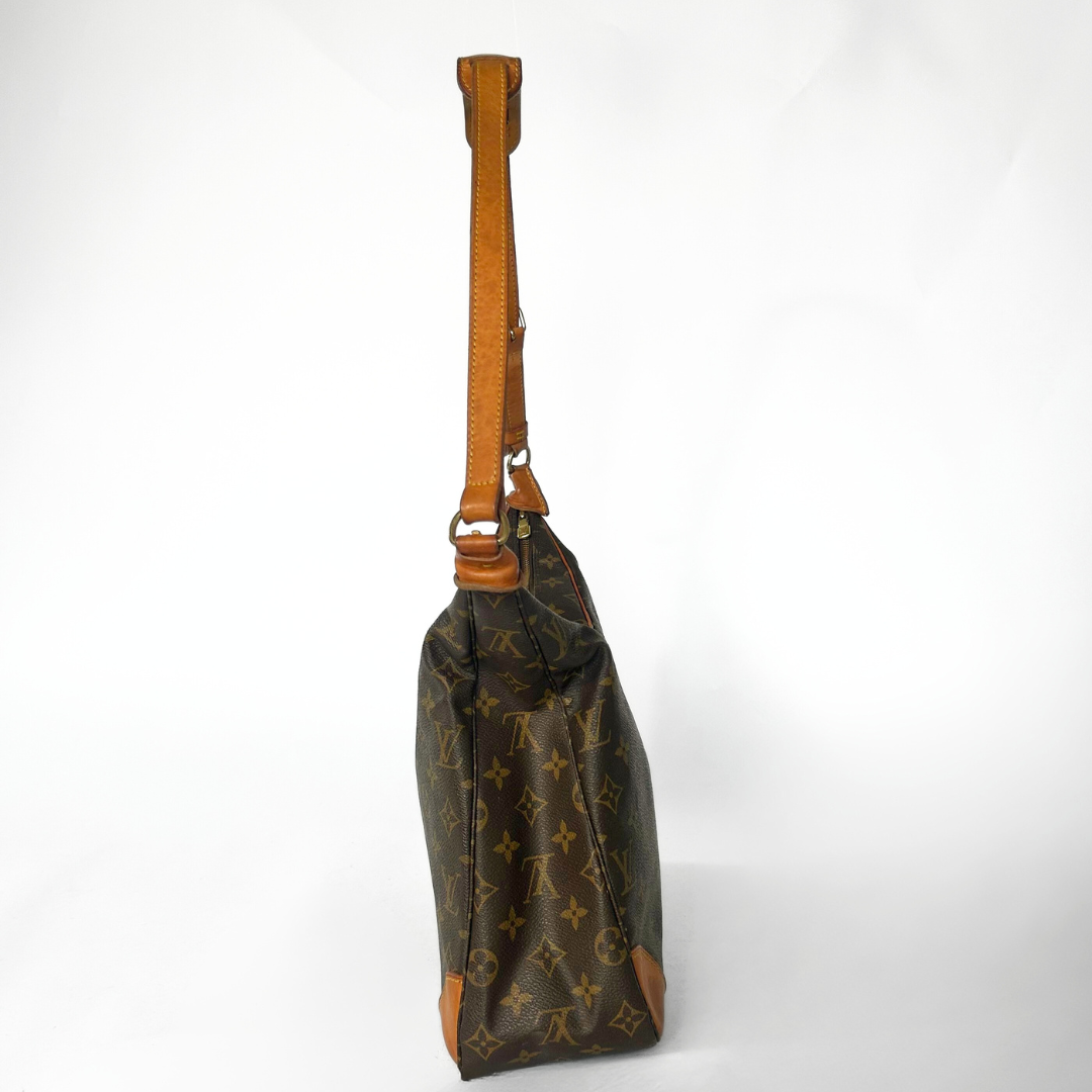 Louis Vuitton Louis Vuitton Boulogne GM Monogram Canvas - Shoulder Bags - Etoile Luxury Vintage