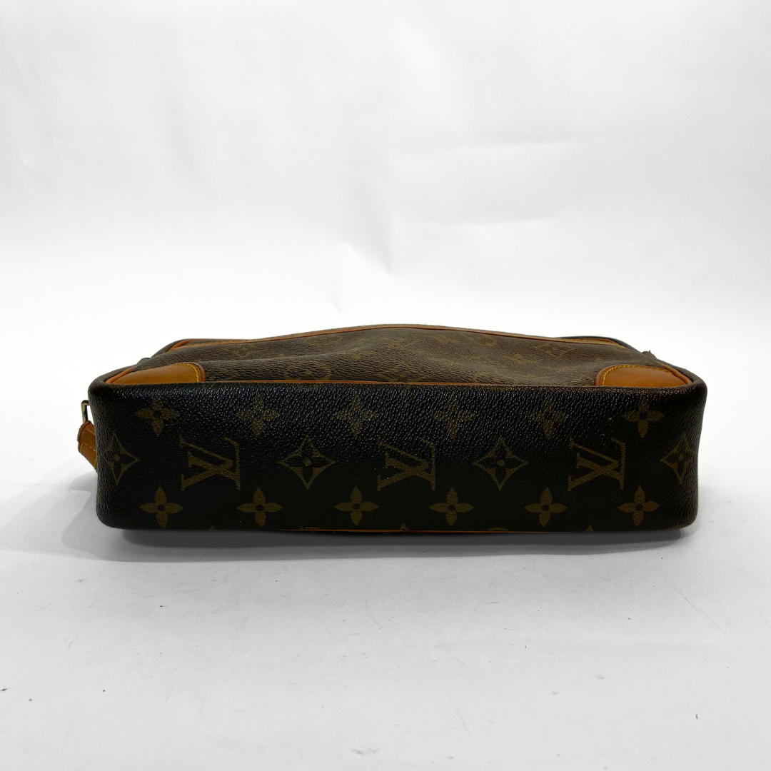 Louis Vuitton Louis Vuitton Trocadero PM Monogram Canvas - Crossbody bags - Etoile Luxury Vintage