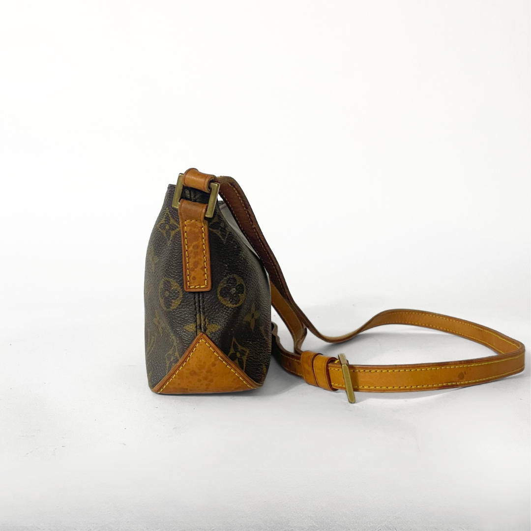 Louis Vuitton Louis Vuitton Trotteur Monogram Canvas - Crossbody bags - Etoile Luxury Vintage