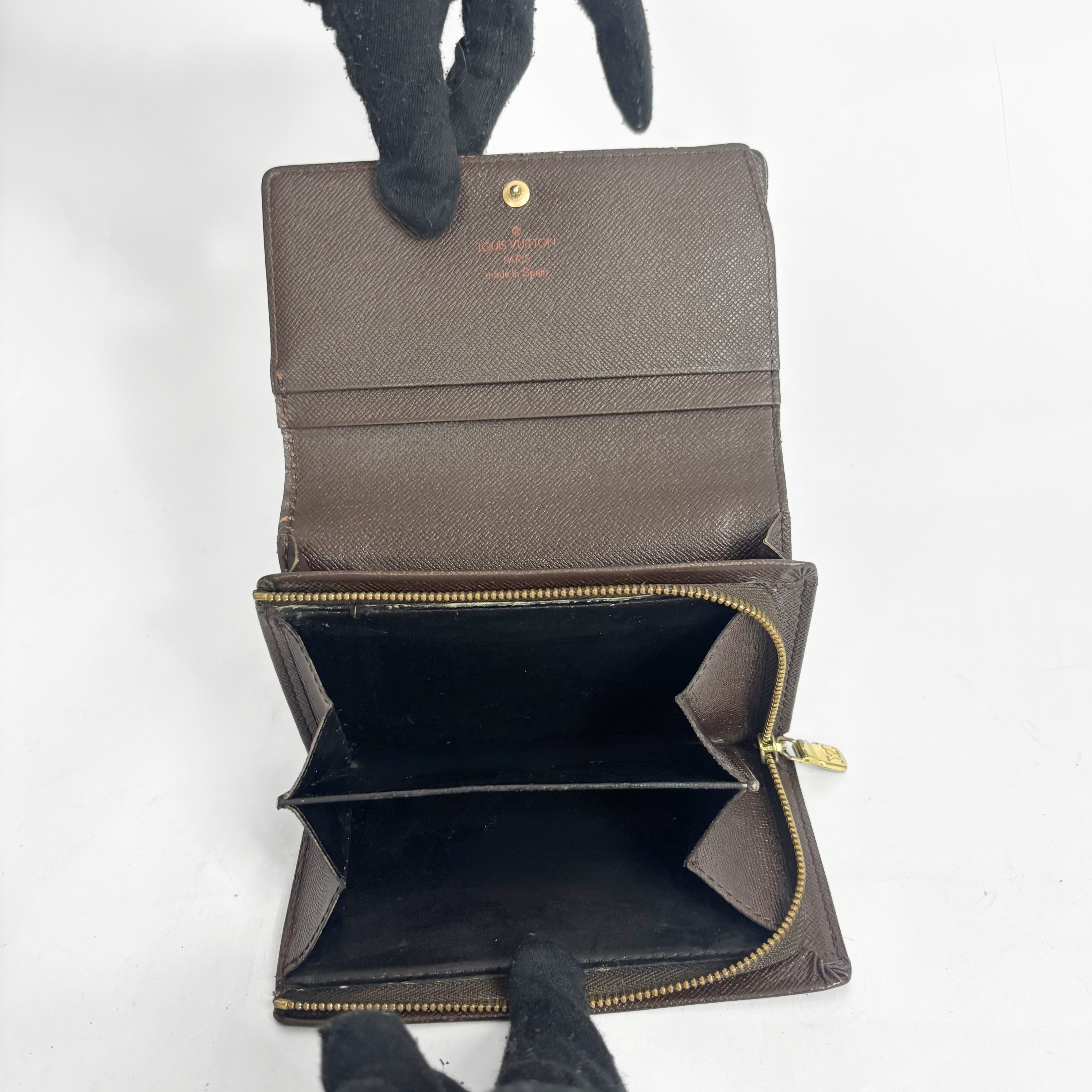 Louis Vuitton Medium Wallet Damier Ebene