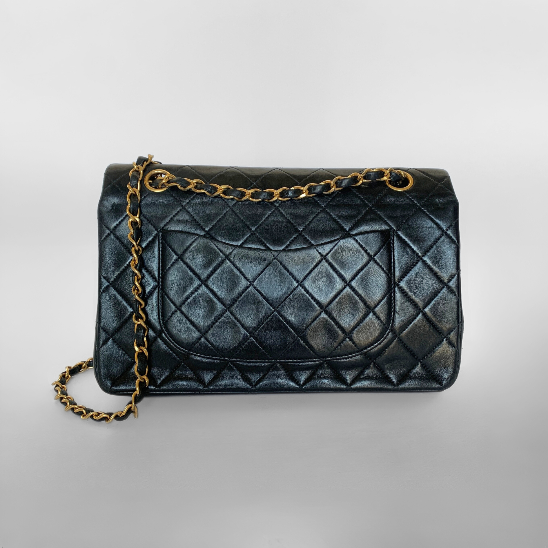 Chanel Chanel Classic Flap Bag Medium Lambskin Leather - Shoulder bags - Etoile Luxury Vintage