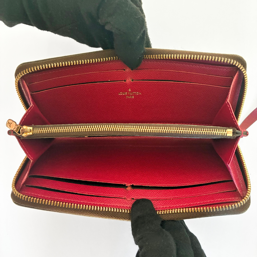 Louis Vuitton Louis Vuitton Wallet Limited Edition - Wallets - Etoile Luxury Vintage