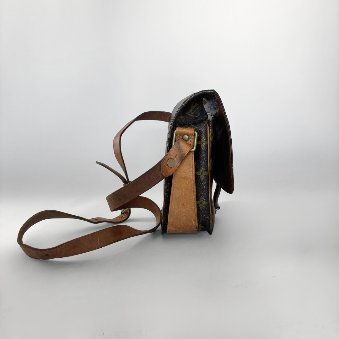 Louis Vuitton Louis Vuitton Cartouchi&egrave;re MM Monogram Canvas - Crossbody bags - Etoile Luxury Vintage