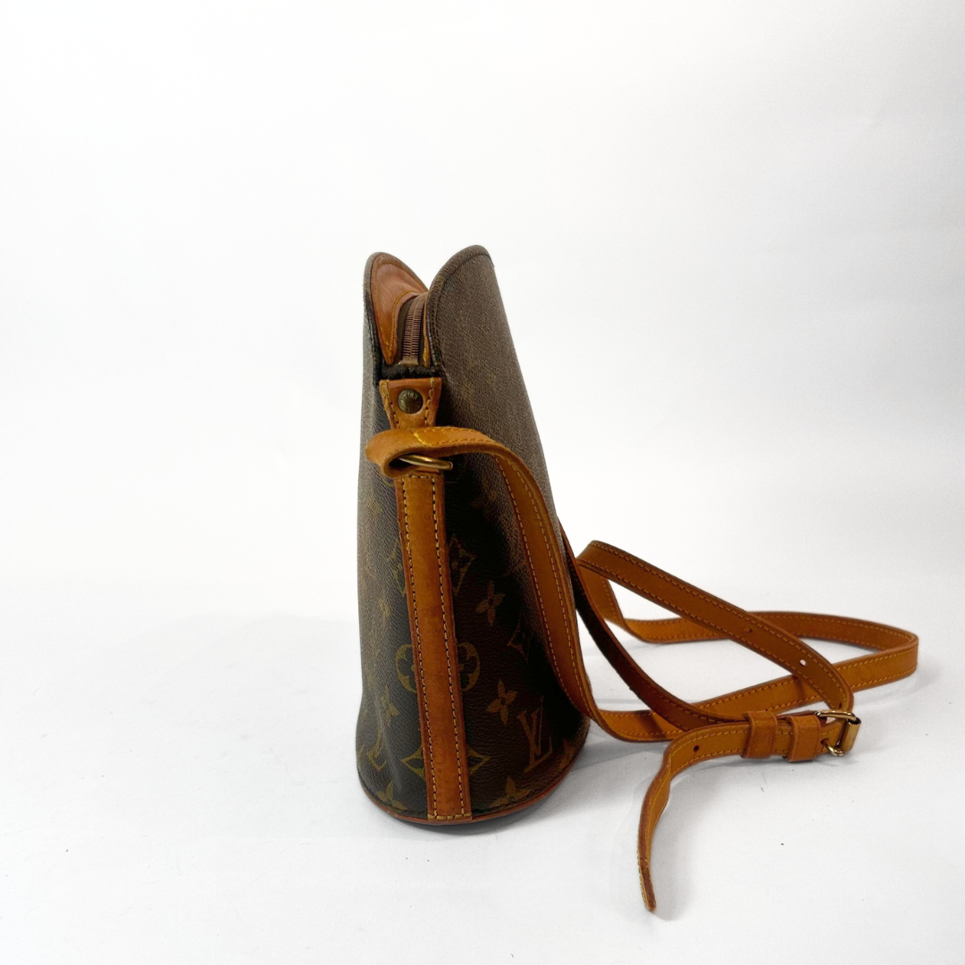 Louis Vuitton Louis Vuitton Drouot Monogram Canvas - Crossbody bags - Etoile Luxury Vintage