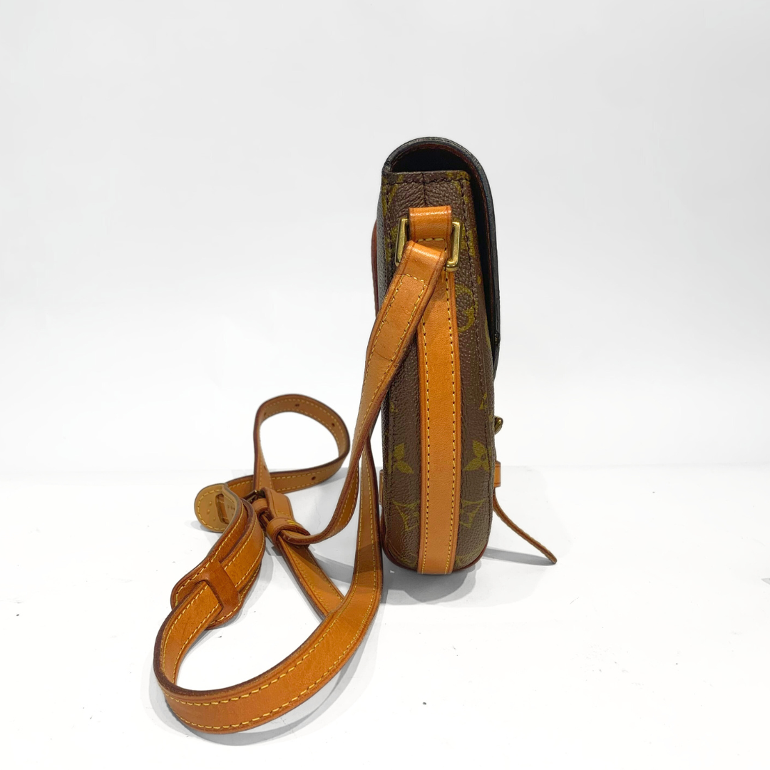 Louis Vuitton Louis Vuitton Chantilly PM Monogram Canvas - Crossbody bags - Etoile Luxury Vintage