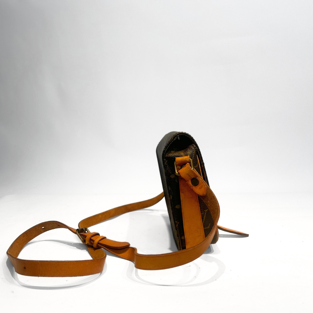 Louis Vuitton Louis Vuitton Cartouchi&egrave;re PM Monogram Canvas - Crossbody bags - Etoile Luxury Vintage