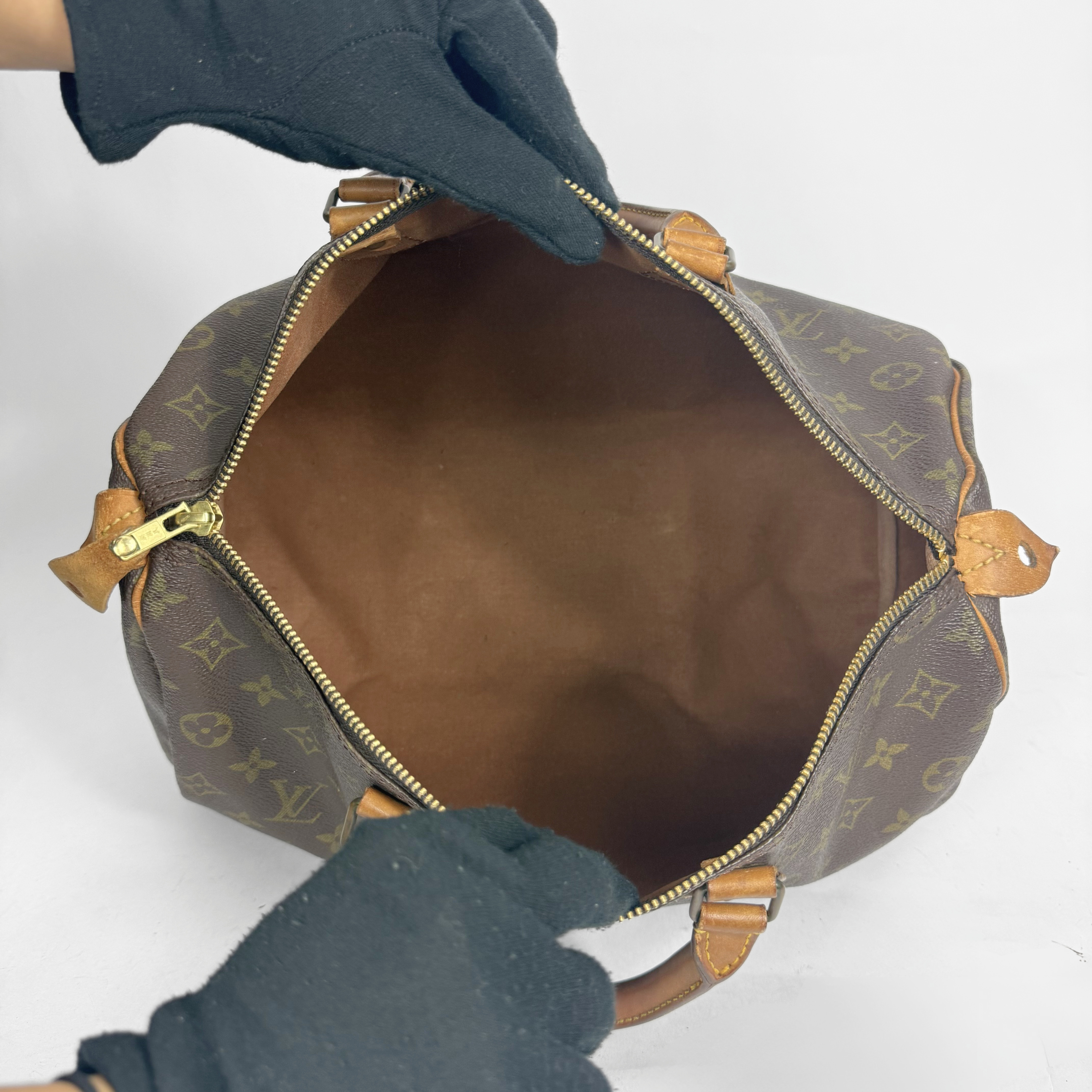 Louis Vuitton Speedy 35