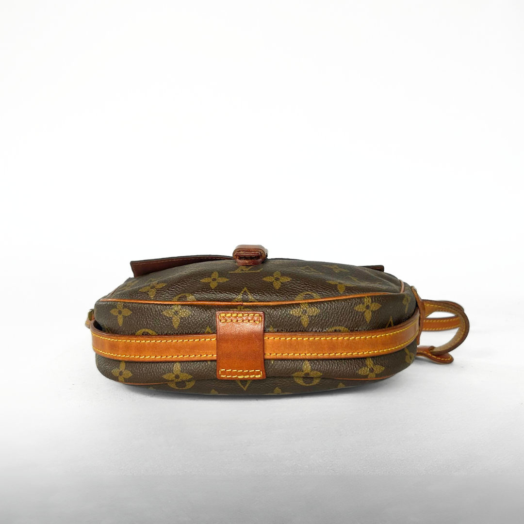 Louis Vuitton LS: Louis Vuitton Jeune Fille Monogram Canvas - Crossbody bags - Etoile Luxury Vintage