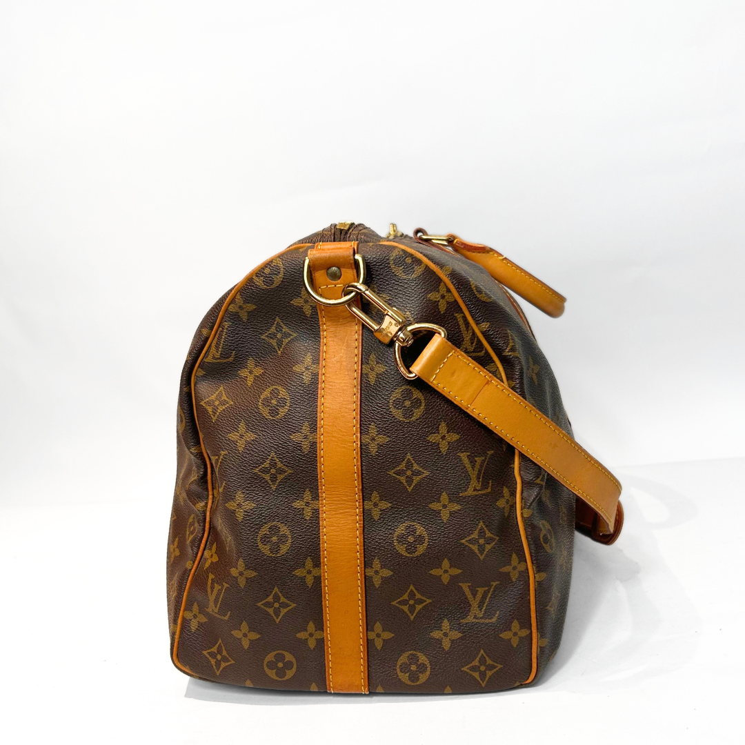 Louis Vuitton Louis Vuitton Keepall 50 Strap Monogram Canvas - Travel bags - Etoile Luxury Vintage