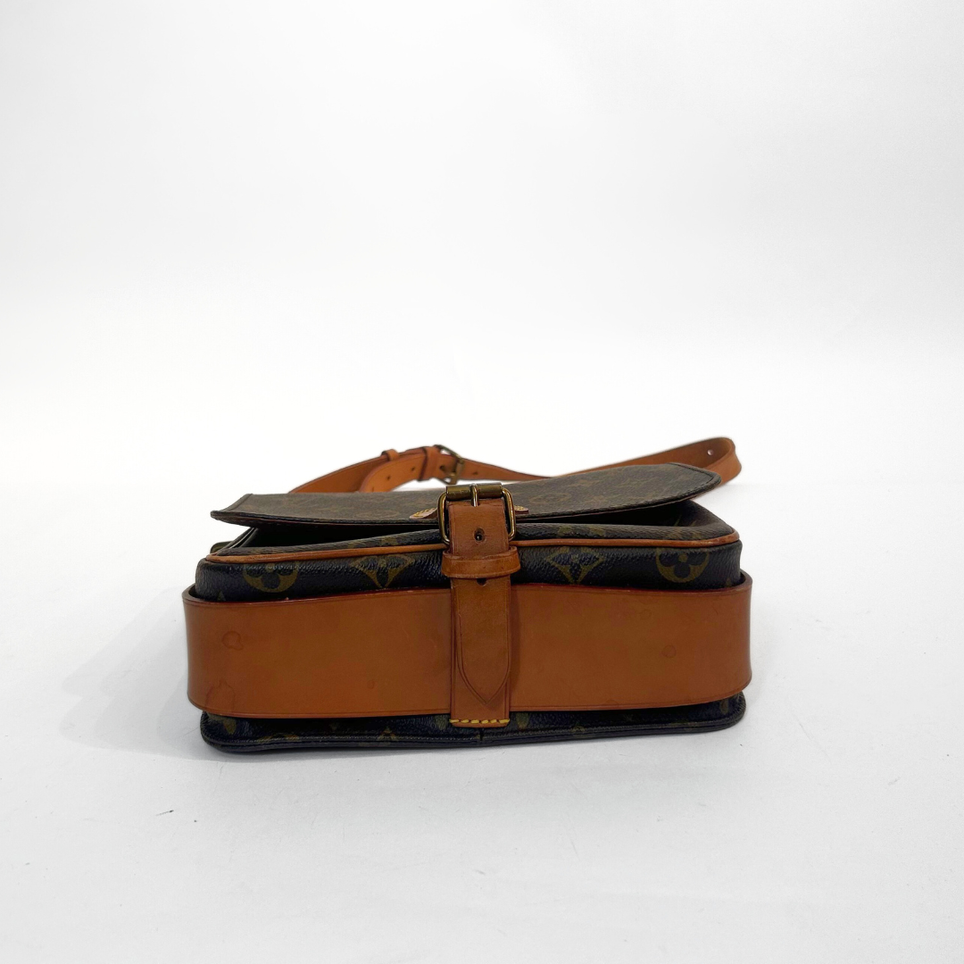 Louis Vuitton Louis Vuitton Cartouchi&egrave;re MM Monogram Canvas - Crossbody bags - Etoile Luxury Vintage