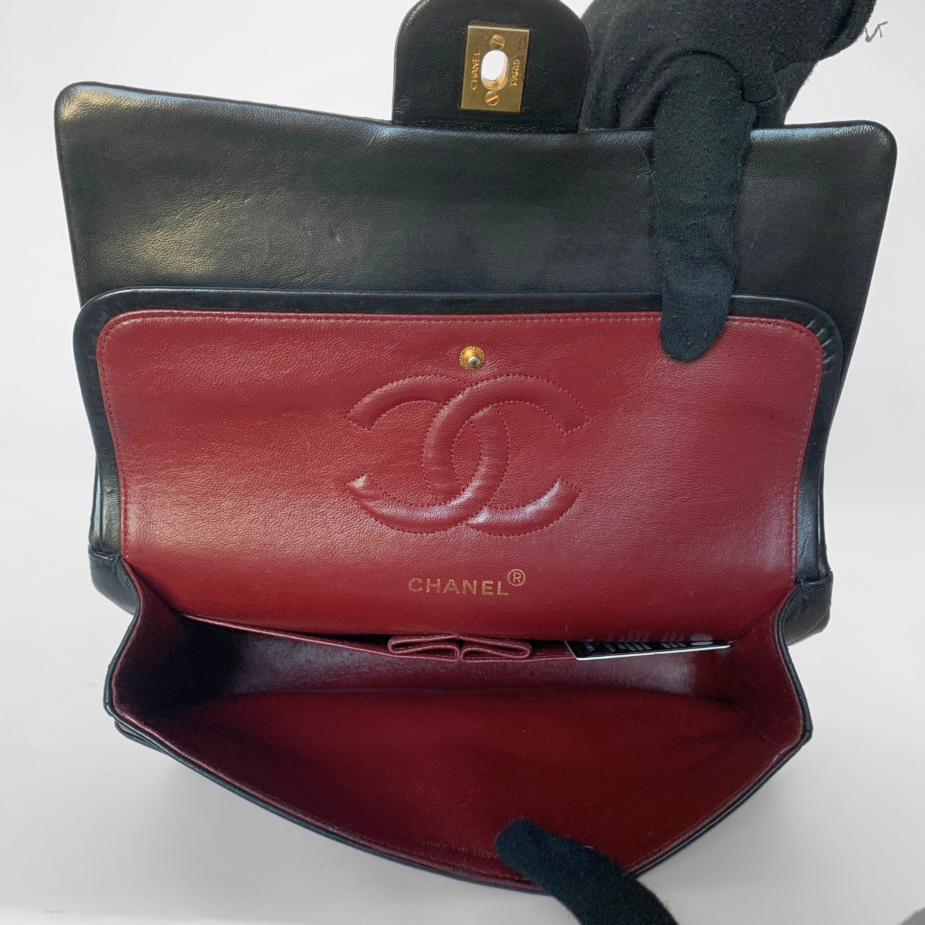 Chanel Chanel Classic Flap Bag Medium Lambskin Leather - Shoulder bags - Etoile Luxury Vintage