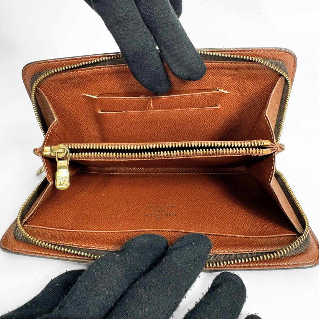 Louis Vuitton Wallet Zipper Large