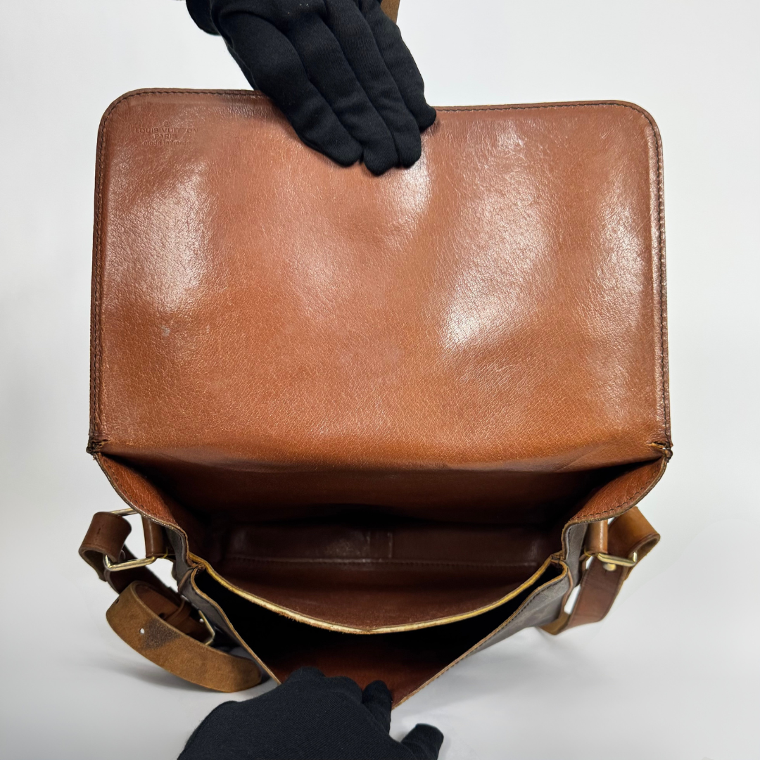 Louis Vuitton Louis Vuitton Cartouchi&egrave;re GM Monogram Canvas - Shoulder Bag - Etoile Luxury Vintage