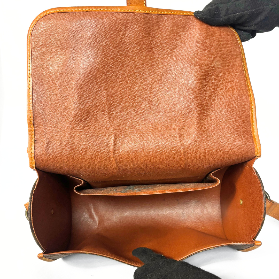 Louis Vuitton Louis Vuitton Marne Messenger Monogram Canvas - Crossbody bags - Etoile Luxury Vintage