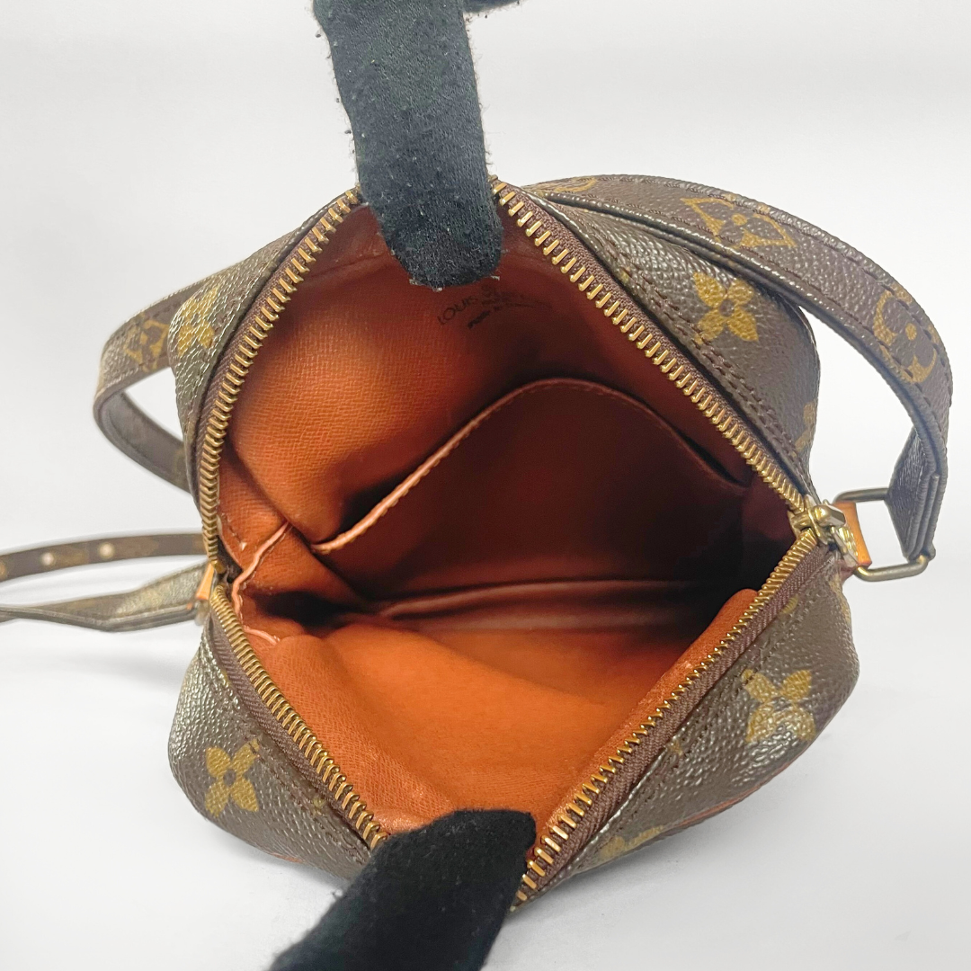 Louis Vuitton Louis Vuitton Danube Monogram Canvas - Crossbody bags - Etoile Luxury Vintage
