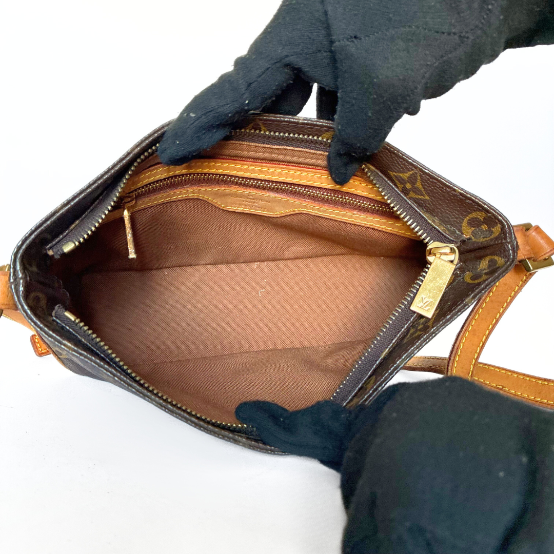 Louis Vuitton Louis Vuitton Trotteur Monogram Canvas - Crossbody bags - Etoile Luxury Vintage