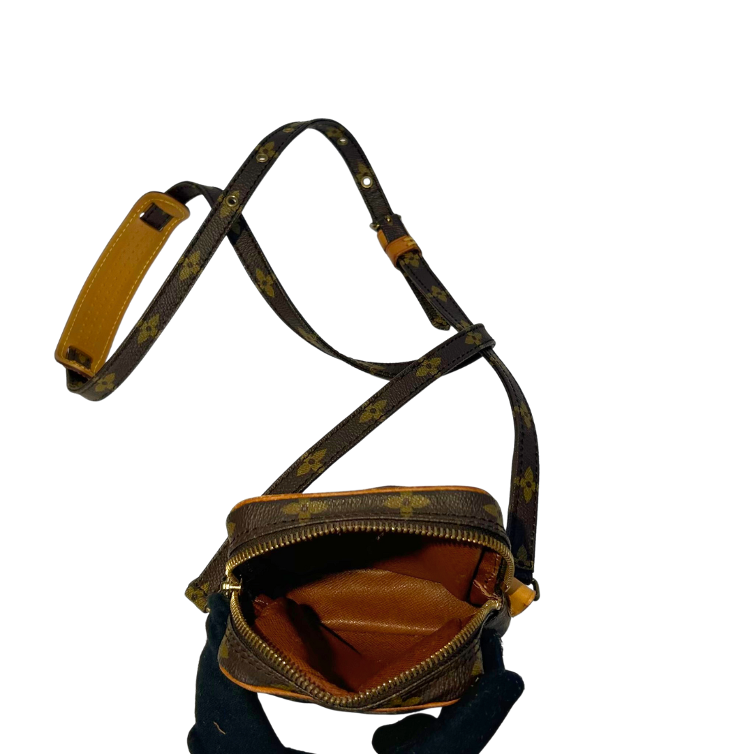 Louis Vuitton Louis Vuitton Danube Mini Monogram Canvas - Crossbody bags - Etoile Luxury Vintage